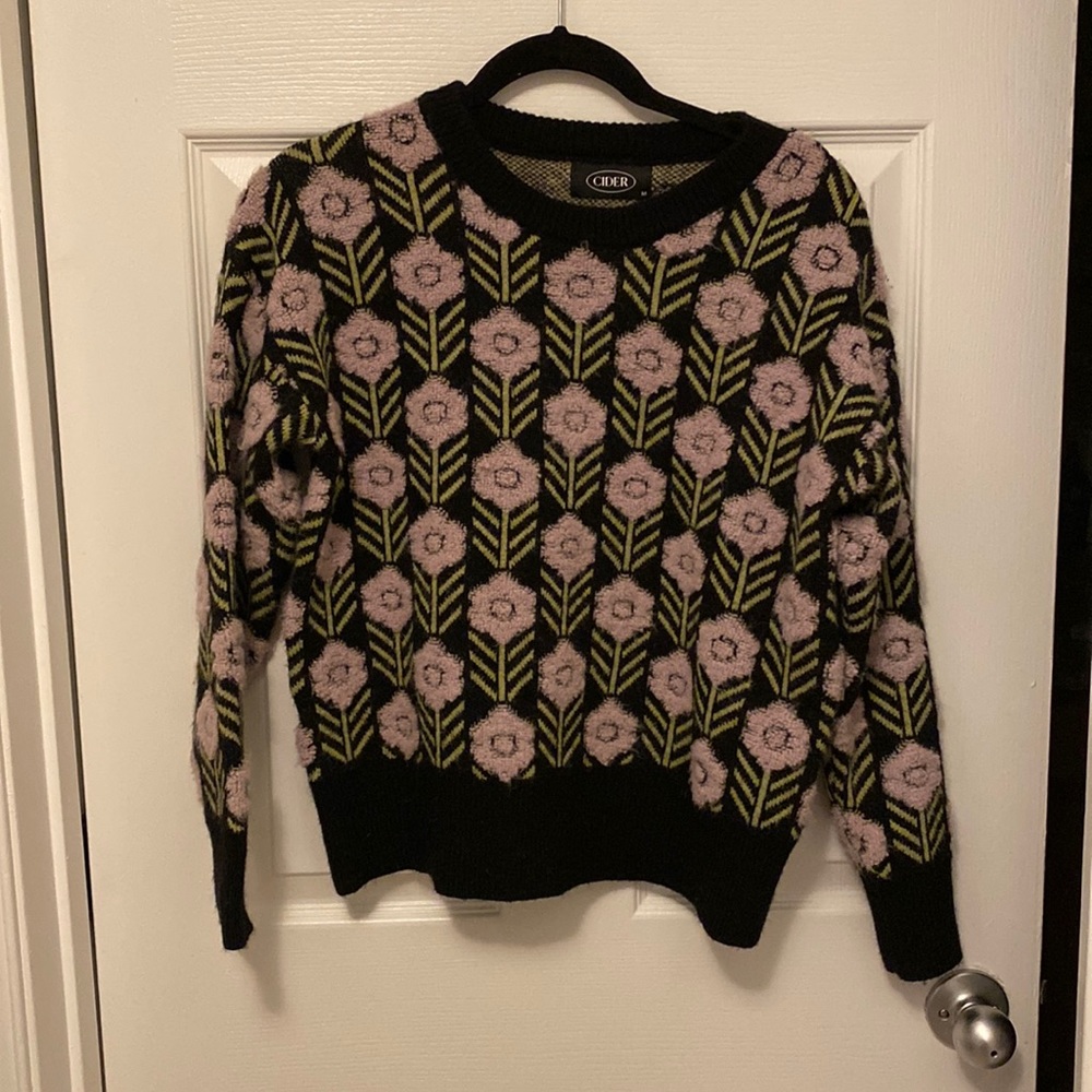 Cider flower sweater